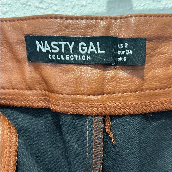 Nasty Gal faux leather Rust Joggers 2 - Picture 6 of 6